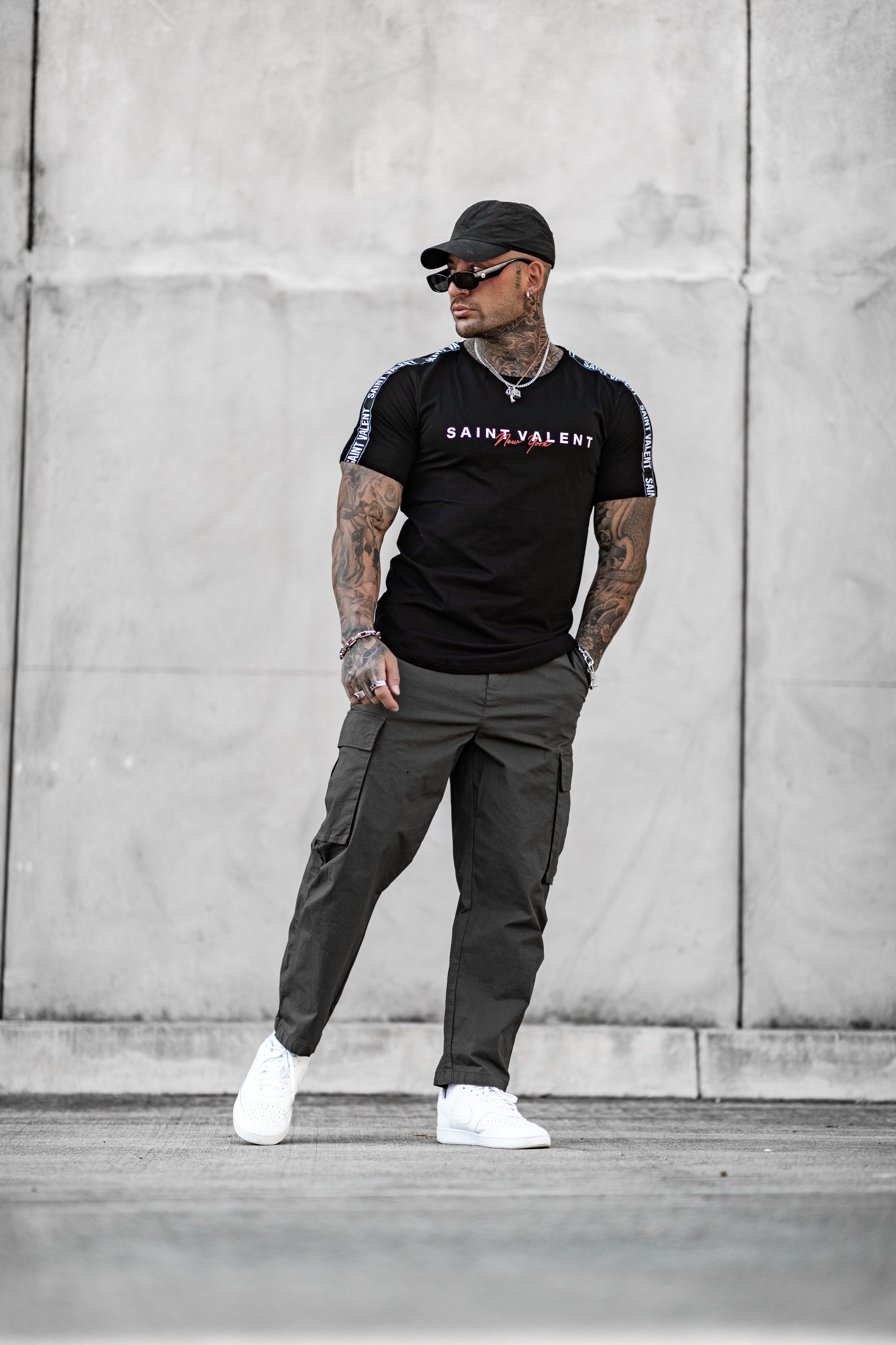 SAINT VALENT'S - NY Script Taped Black tee - SAINT VALENT®