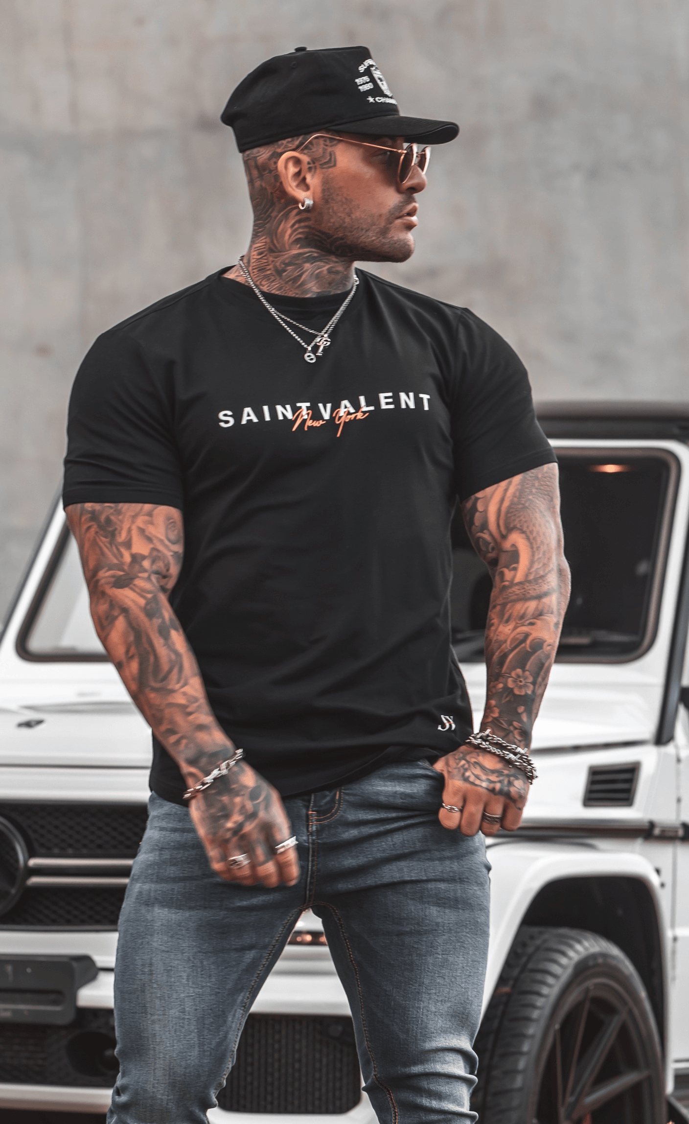 SAINT VALENT'S - NY Script Black Tee - SAINT VALENT®